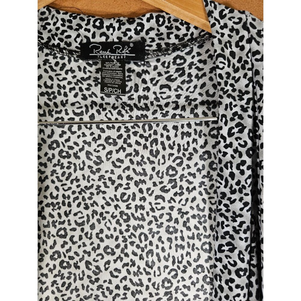 Rene Rofe Sleepwear Women Robe Size S/P Leopard Print - Picture 2 of 8